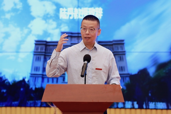 AP0A4389的副本.jpg AP0A4389的副本.jpg